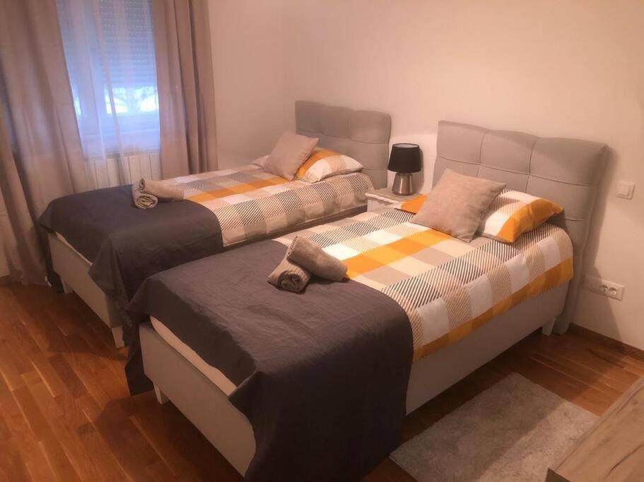 Apartman Arena-Velesajam Vito ザグレブ エクステリア 写真